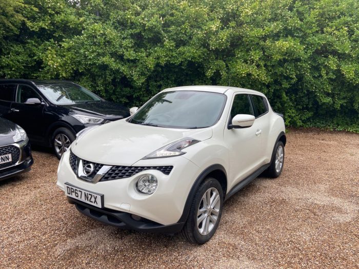 Nissan Juke 1.2 N-Connecta White 2018 - photo 3