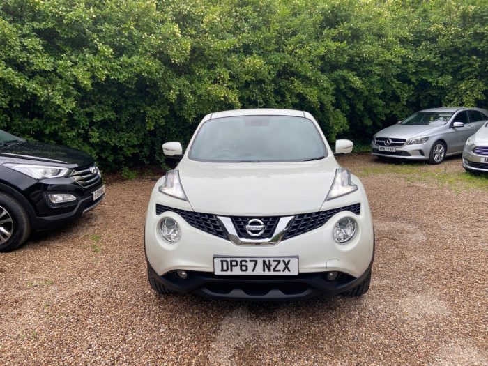 Nissan Juke 1.2 N-Connecta White 2018 - photo 2